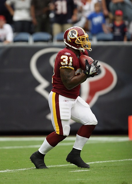 手感爆棚！穆雷半场11中9得到23分4助攻